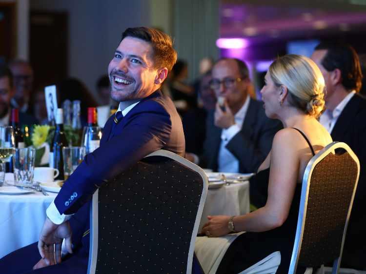 Gallery image 2 for testimonial-dinner