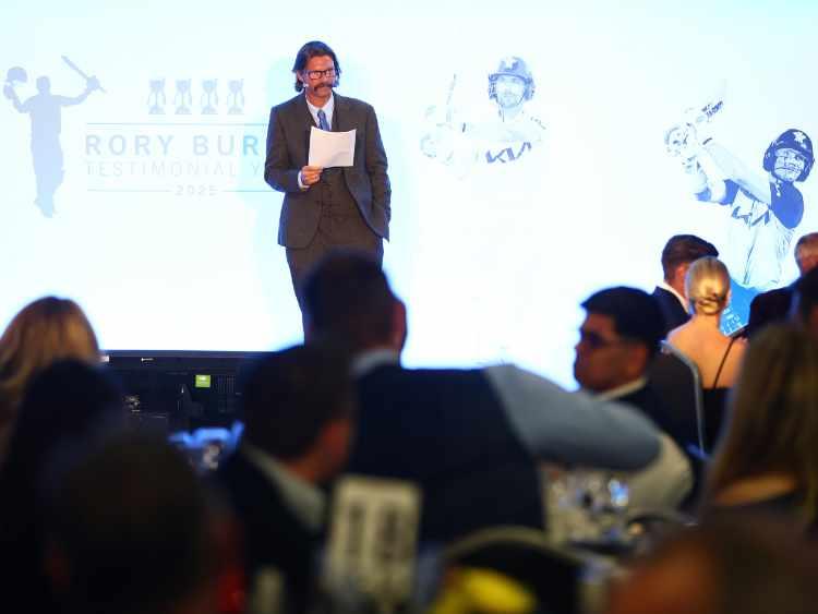 Gallery image 4 for testimonial-dinner